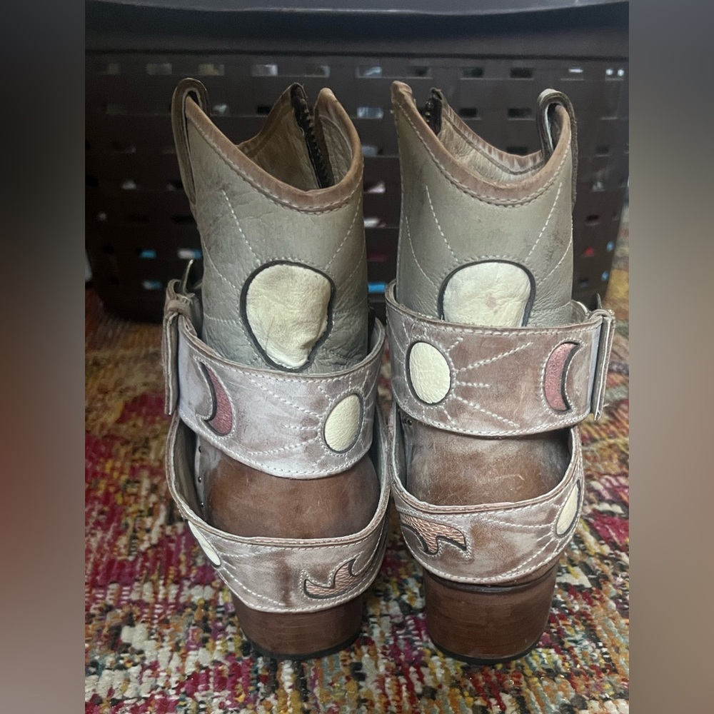 ** Sold ** Freebird OG Tash Size 11 - Picture 4 of 5